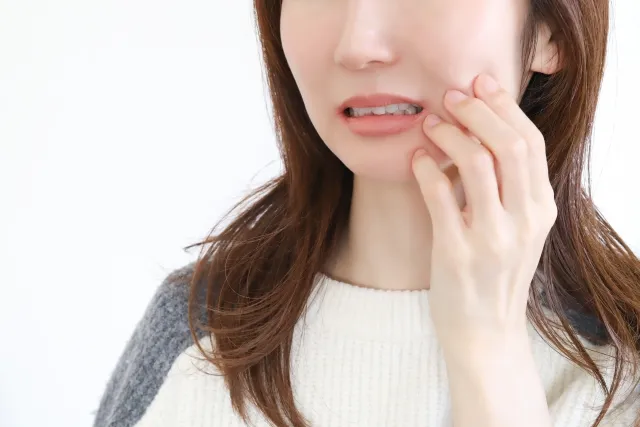 矯正中に痛みはどれくらい出る？